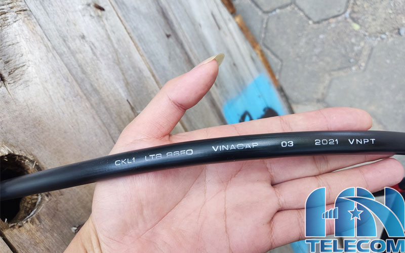 Cáp quang luồn cống kim loại 96Fo