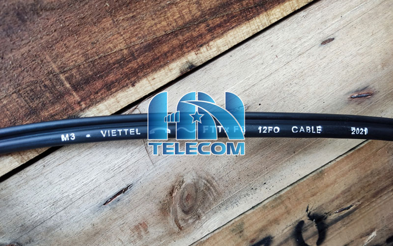 Cáp quang treo 12fo ống lỏng