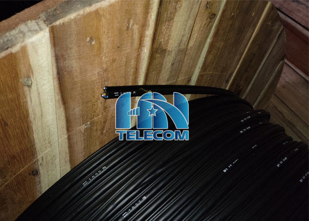 Cáp quang treo 8Fo ống lỏng