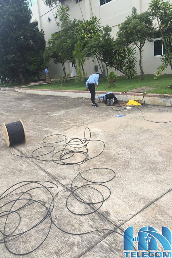 Thi công chôn ngầm cáp quang