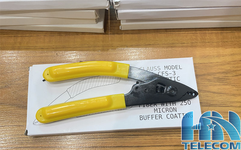 Kìm tuốt quang CFS-3