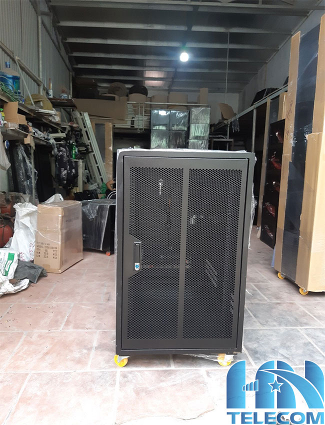 tủ rack 20U sâu 1000