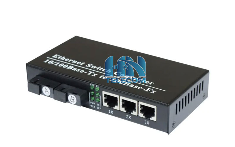 converter 2 cổng quang 3 cổng LAN 100M