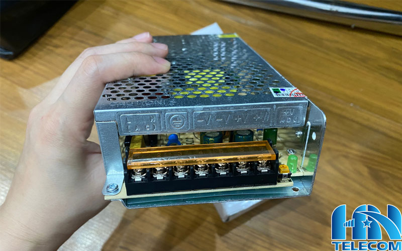 Nguồn tổ ong 24V10A dùng cho camera