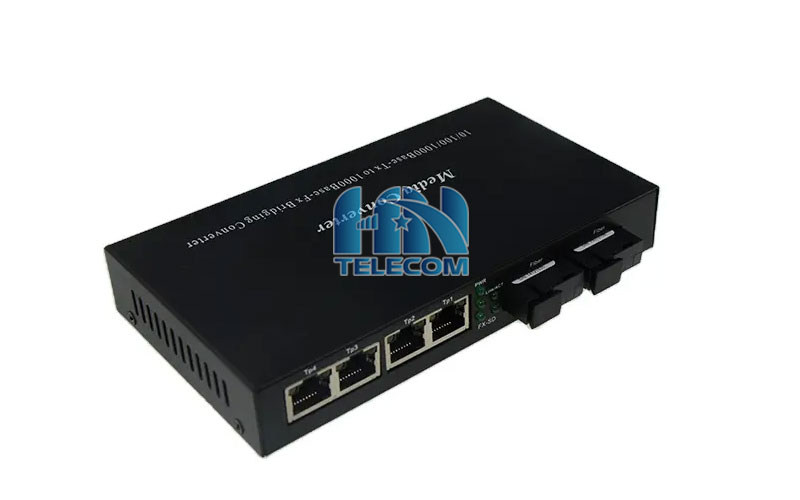 Switch 2 cổng quang 4 cổng LAN 100M