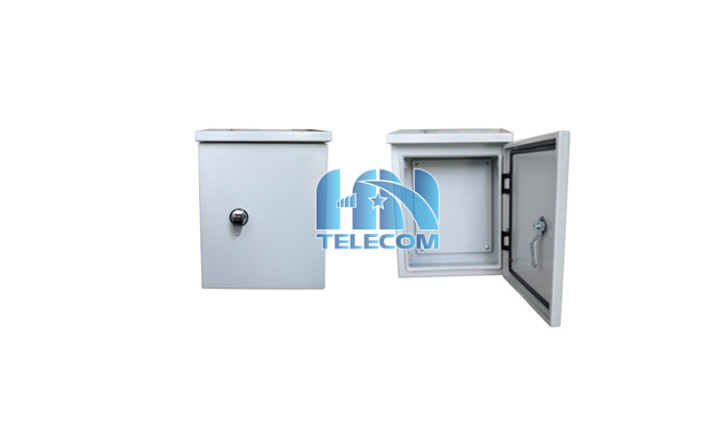 Tủ điện 300x200x150 ngoài trời có mái che