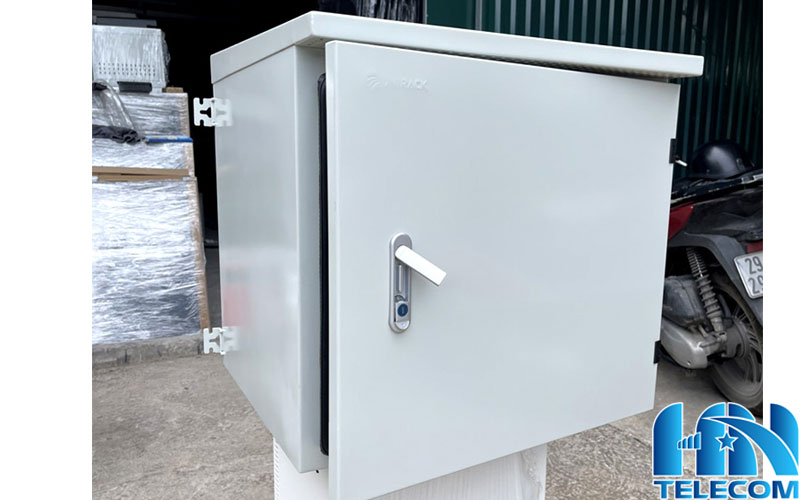 giới thiệu tủ rack 10U ngoài trời 