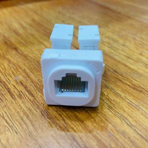 Chi tiết về Ổ cắm mạng Sino CAT6 S30RJ886 Vanlock S18 âm tường