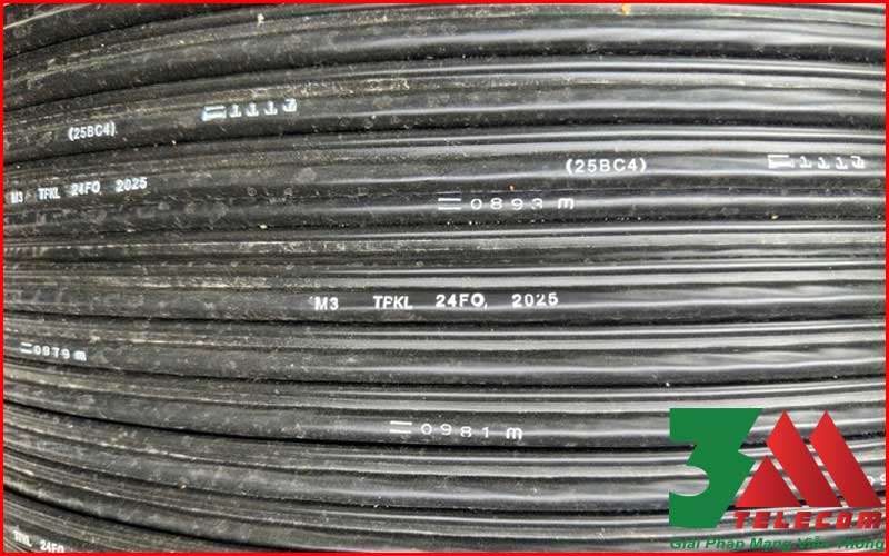 Ảnh thực tế Cáp quang treo phi kim loại 24FO