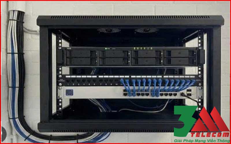 Tủ Rack 10U-D500 Trong Nhà