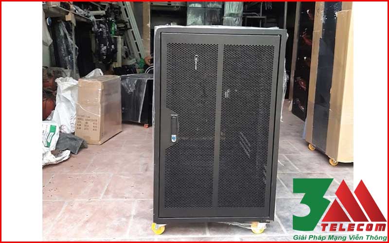 Tủ Rack 20U D600 Có Bánh Xe Thiết Kế Chắc Chắn, Dễ Di Chuyển